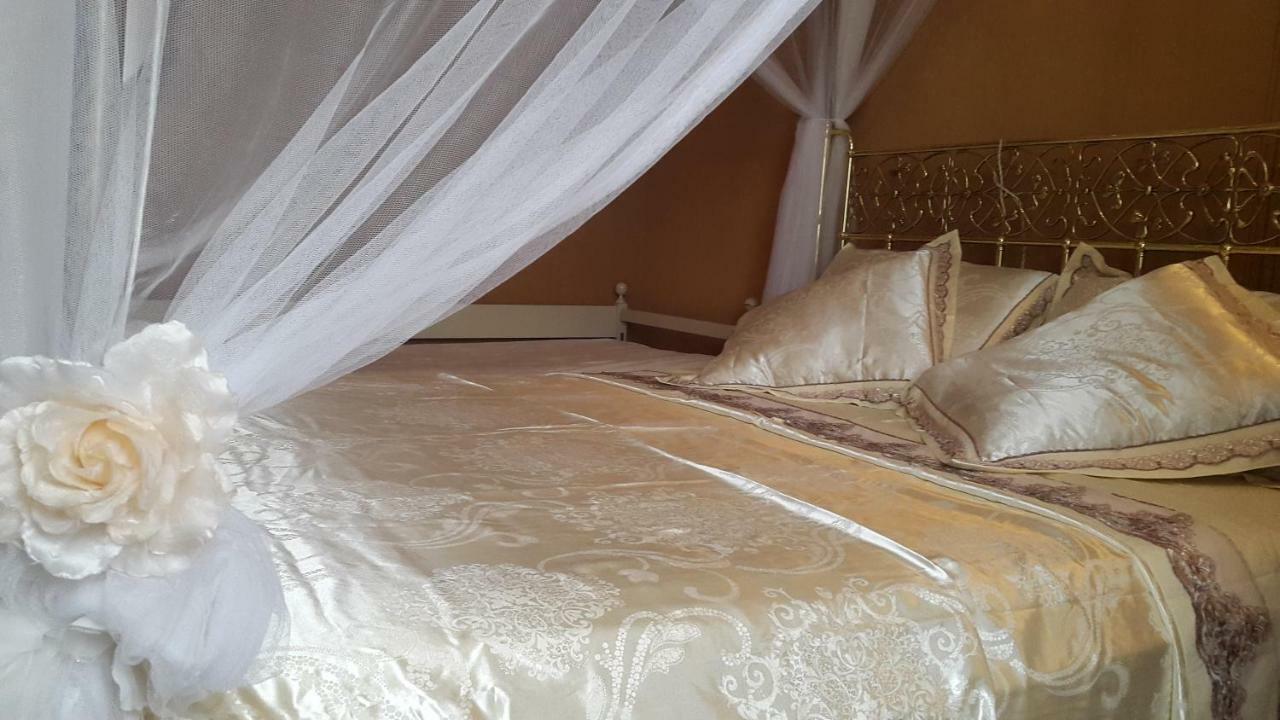 Albisola Bed And Breakfast Albisola Superiore Exterior photo